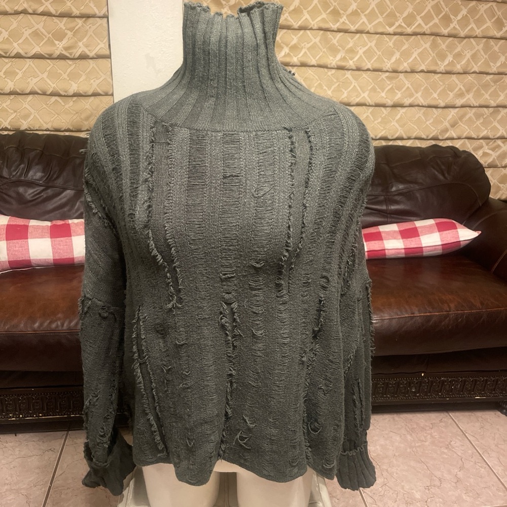 Gilli turtleneck olive green sweater